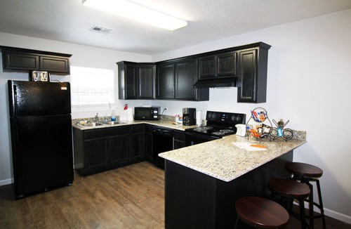 Lake Charles House | Awesome Location 2 Bedroom 2.5 Bath/511B