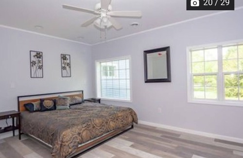 Lake Luzerne-Hadley House | Awesome River House mins. to Lk. George & S- Toga.