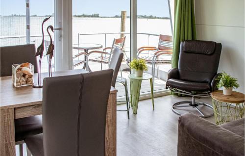 Biddinghuizen Boat Rental | Awesome Ship In Biddinghuizen