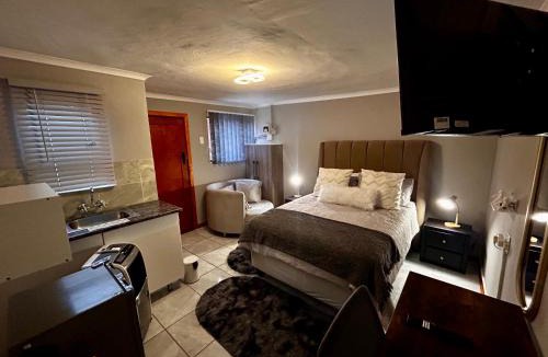 Komani House | Awezi Overnight