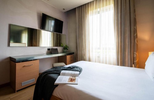 Cantu Hotel | Axolute Comfort Hotel Como Cantù
