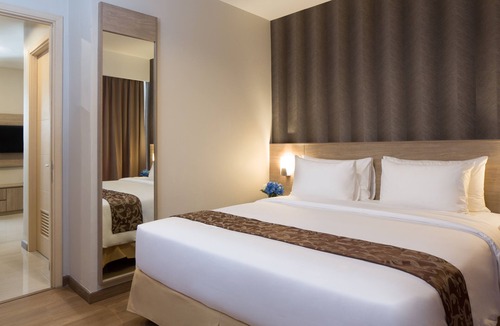 Kuningan Hotel | Ayaka Suites