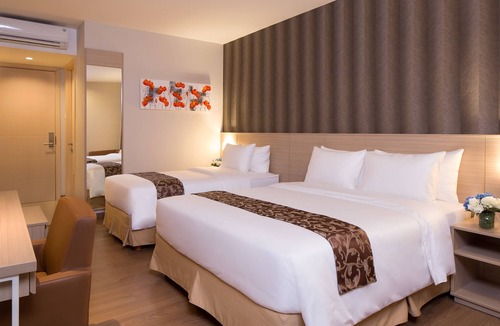 Kuningan Hotel | Ayaka Suites
