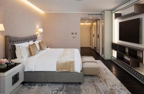 Ulaanbaatar Hotel | Ayan Zalaat