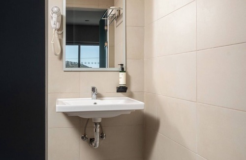 Theologos Hotel | Ayit Hotel
