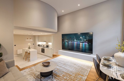 Kensington Apartment | AYLI