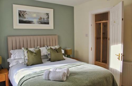 Keswick House | Azalea