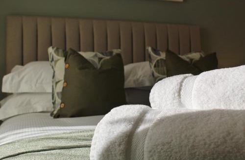 Keswick House | Azalea