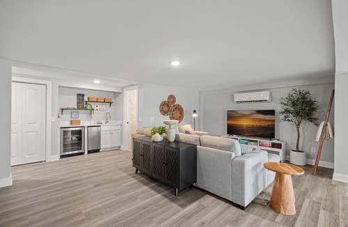 Lake Norman of Catawba House | Azalea Point by SoCharm | Quaint Lakefront Retreat