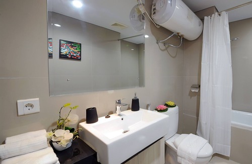Cikarang Hotel | Azalea Suites Cikarang by Jayakarta Grup