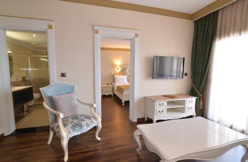 Bodrum City Center Resort | Azka Hotel