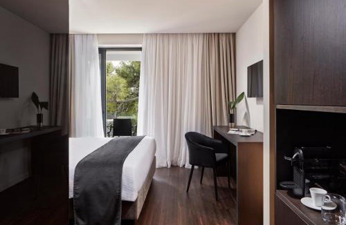 Vouliagmeni Hotel | Azur Hotel