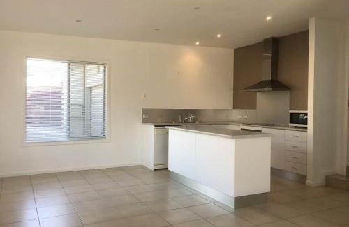 Bridport Apartment | Azure