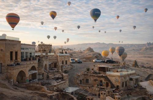 Cavusin Hotel | Azure Cave Suites - Cappadocia