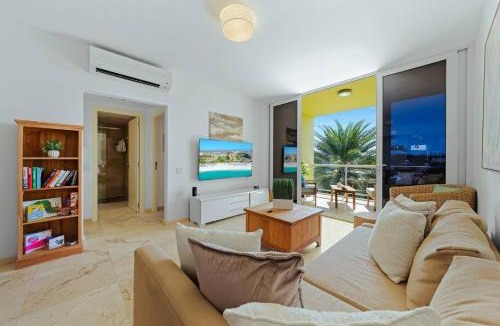 Shaba Apartment | Azure Crystal Waters - 1BR Suite near Eagle Beach