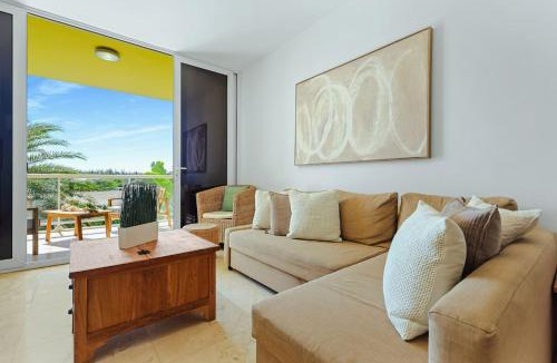Shaba Apartment | Azure Crystal Waters - 1BR Suite near Eagle Beach