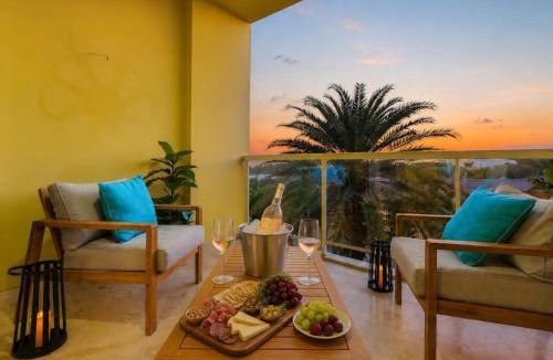 Shaba Apartment | Azure Crystal Waters - 1BR Suite near Eagle Beach