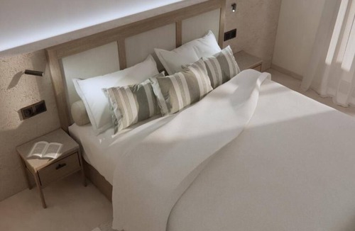 Faliraki Hotel | AZURE HAVEN