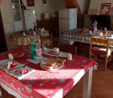 Laterina Bed & Breakfast | Azzurre BeB