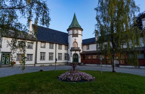Orkanger Hotel | Bårdshaug Herregård