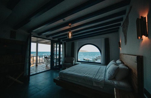 Adalar Hotel | Büyükada Loc'ada