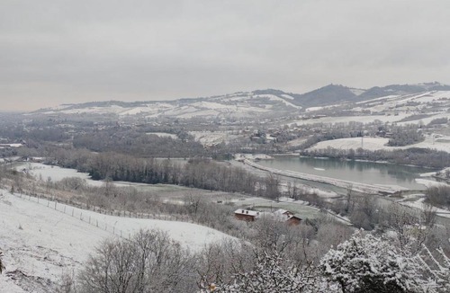 Castellarano Apartment | B&B 3B Cavriana