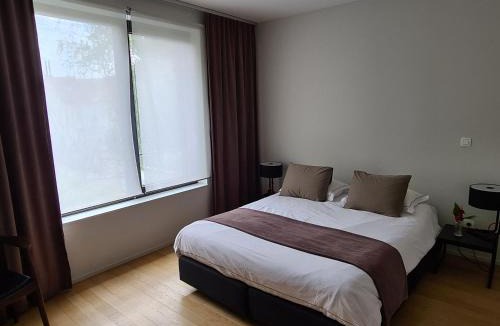 Upper Town Bed & Breakfast | B&B A Côté du Cinquantenaire