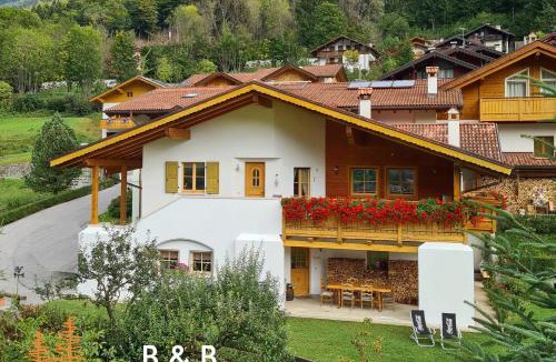 Bocenago Bed & Breakfast | B&B Ai Larici