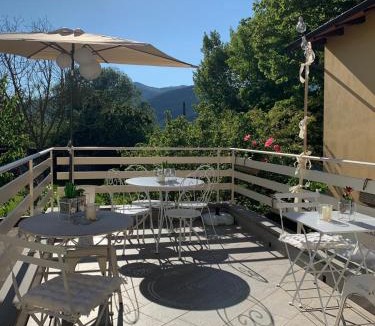 Cascine-La Croce Bed & Breakfast | B&B ALVINO