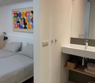 Scheldebuurt Bed & Breakfast | B&B Amsterdam RAI