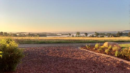 Stenstorp Bed & Breakfast | B&B Borgunda