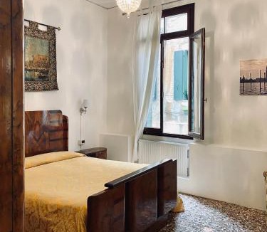 Cannaregio Bed & Breakfast | B&B Ca' Dor