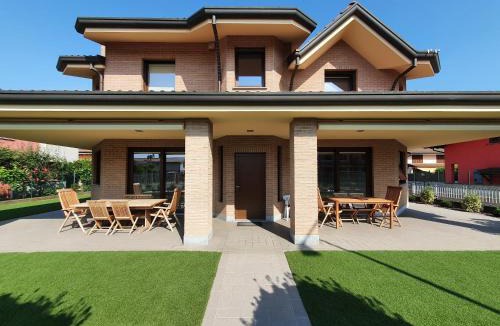 Cassano d'Adda Bed & Breakfast | B&B Casa Sara