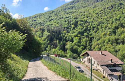 Cremeno Bed & Breakfast | B&b CASCINA CORNELLA