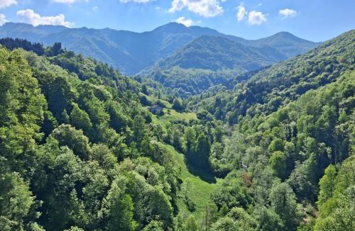 Cremeno Bed & Breakfast | B&b CASCINA CORNELLA