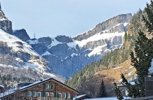 Inden Bed & Breakfast | B&B Chalet Rustica Inden, Leukerbad