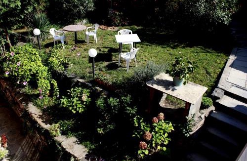Neirone Bed & Breakfast | B&B Da Beppe