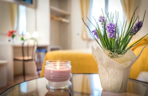 Lungarno del Tempio Bed & Breakfast | B&B Dolce Luna