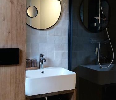 Gembes Bed & Breakfast | B&B En face du Marronnier