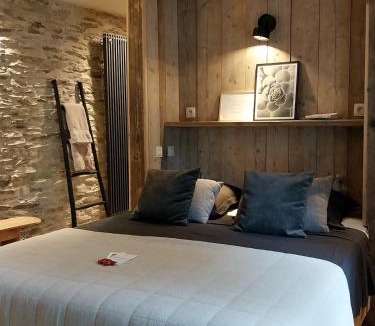 Gembes Bed & Breakfast | B&B En face du Marronnier