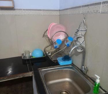 Genteng Apartment | B&B Guest House