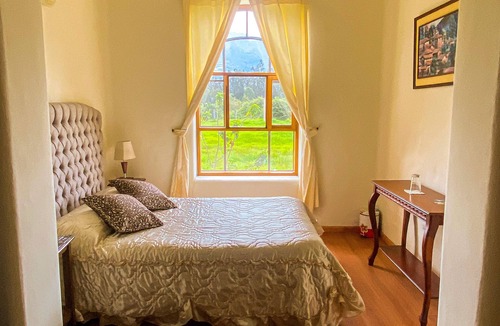Cotacachi Bed & Breakfast | B&B Hostería Oro Azul