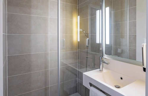 Saint-Andre-de-Cubzac Hotel | B&B HOTEL Bordeaux Saint André De Cubzac