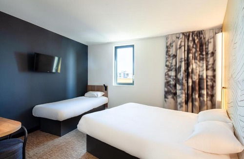 Saint-Andre-de-Cubzac Hotel | B&B HOTEL Bordeaux Saint André de Cubzac