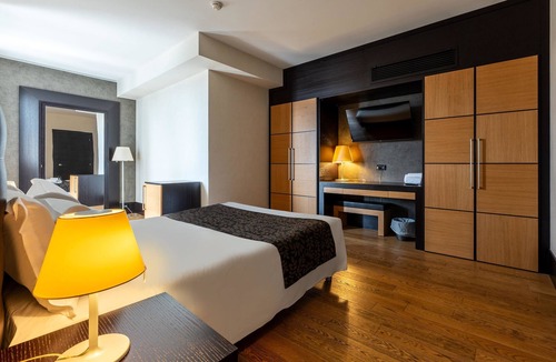 Borgaro Torinese Hotel | B&B Hotel Borgaro Torinese