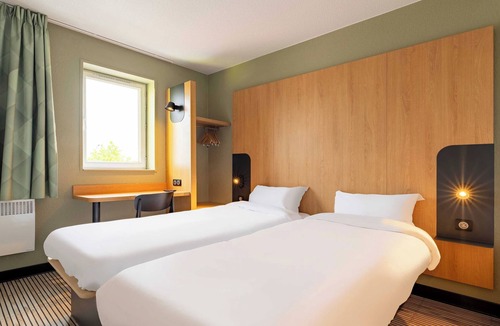 Calais Hotel | B&B HOTEL Calais Centre Saint-Pierre