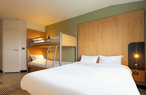 Calais Hotel | B&B HOTEL Calais Centre Saint-Pierre