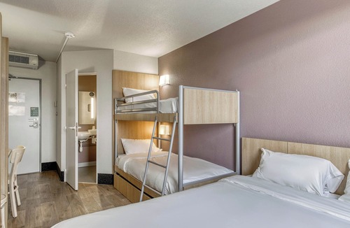 Gerzat Hotel | B&B HOTEL Clermont-Ferrand Gerzat 1