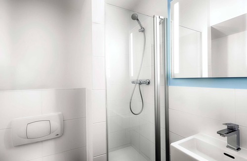 Rhein-Erft-Kreis District Hotel | B&B Hotel Köln-Frechen