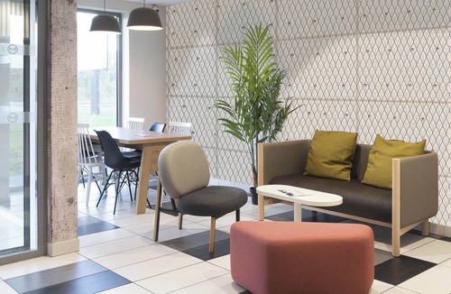 Laval Hotel | B&B HOTEL Laval Ouest